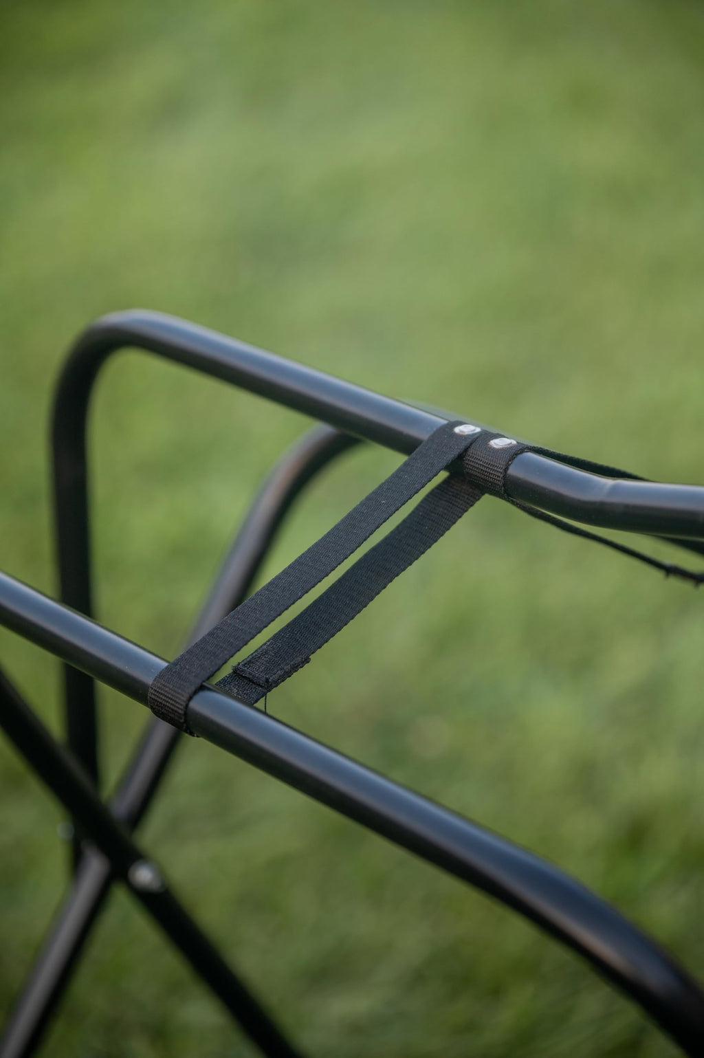 Portable Folding Saddle Rack Powder-Coated Steel J8442