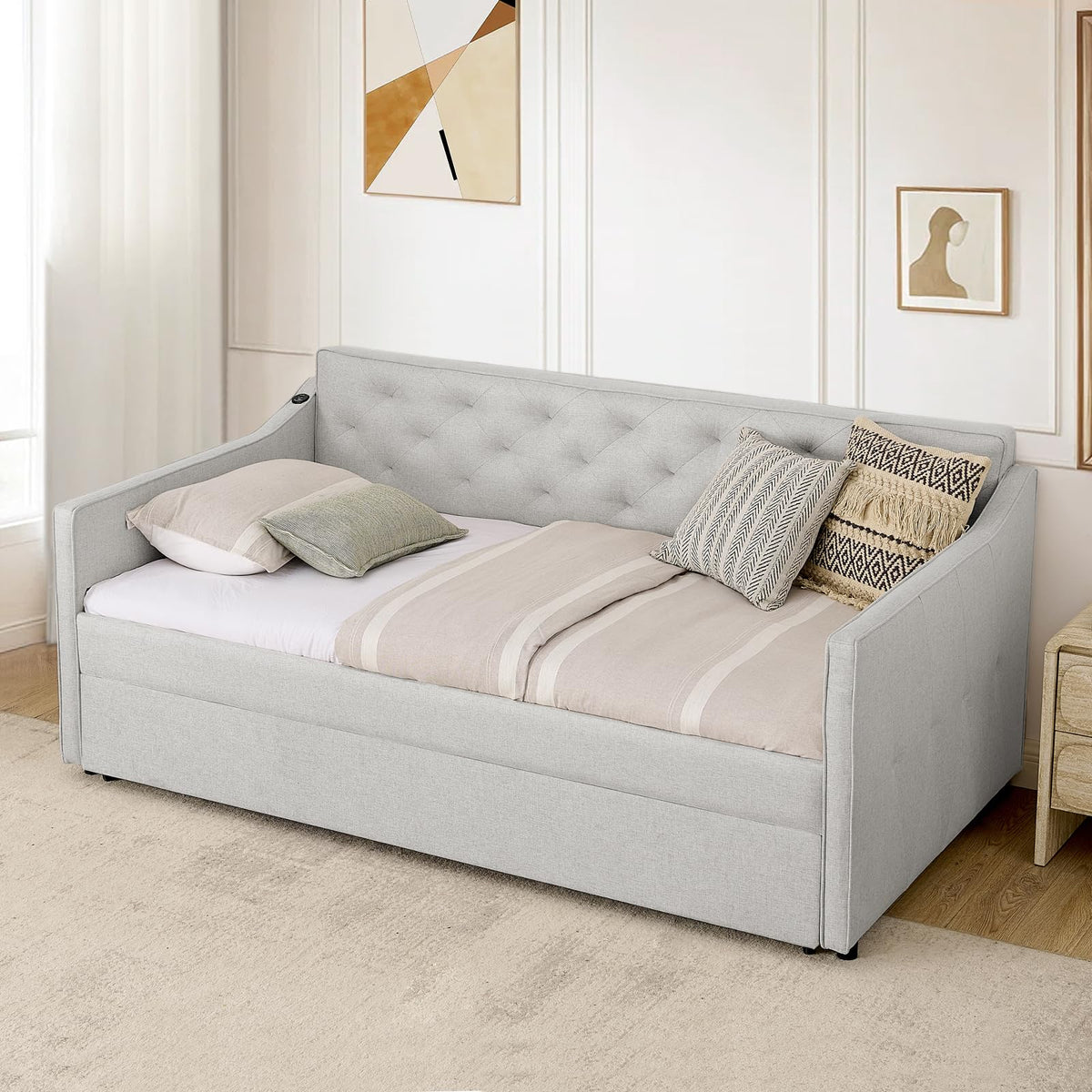 Twin to King Upholstered Tufted Linen Daybed with Pop Up Trundle L925689