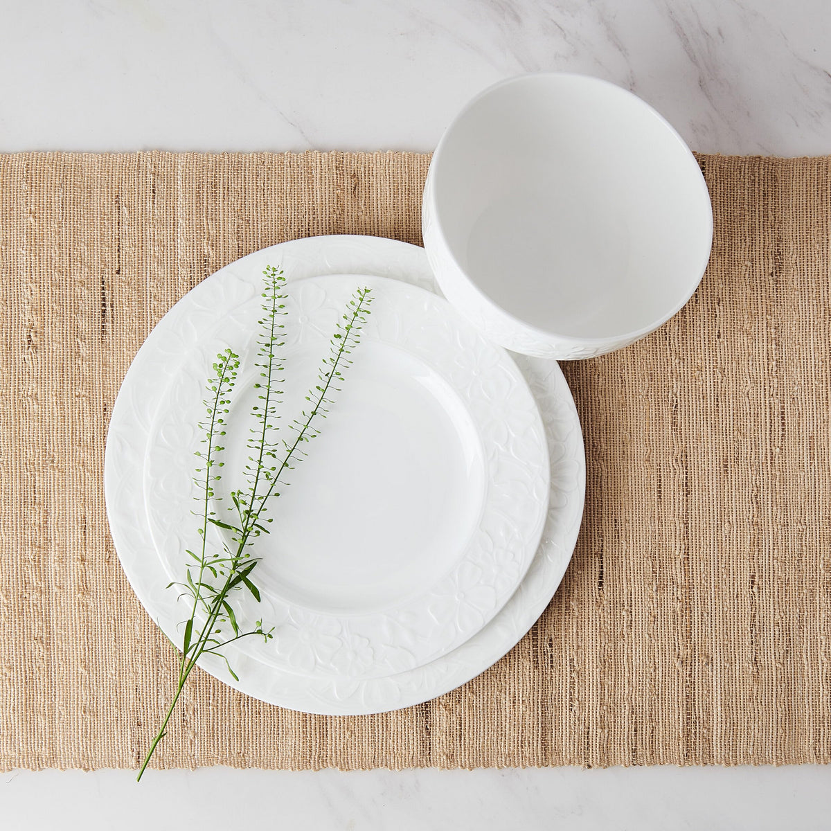White 12 Piece Bone China Dinnerware Set Q752